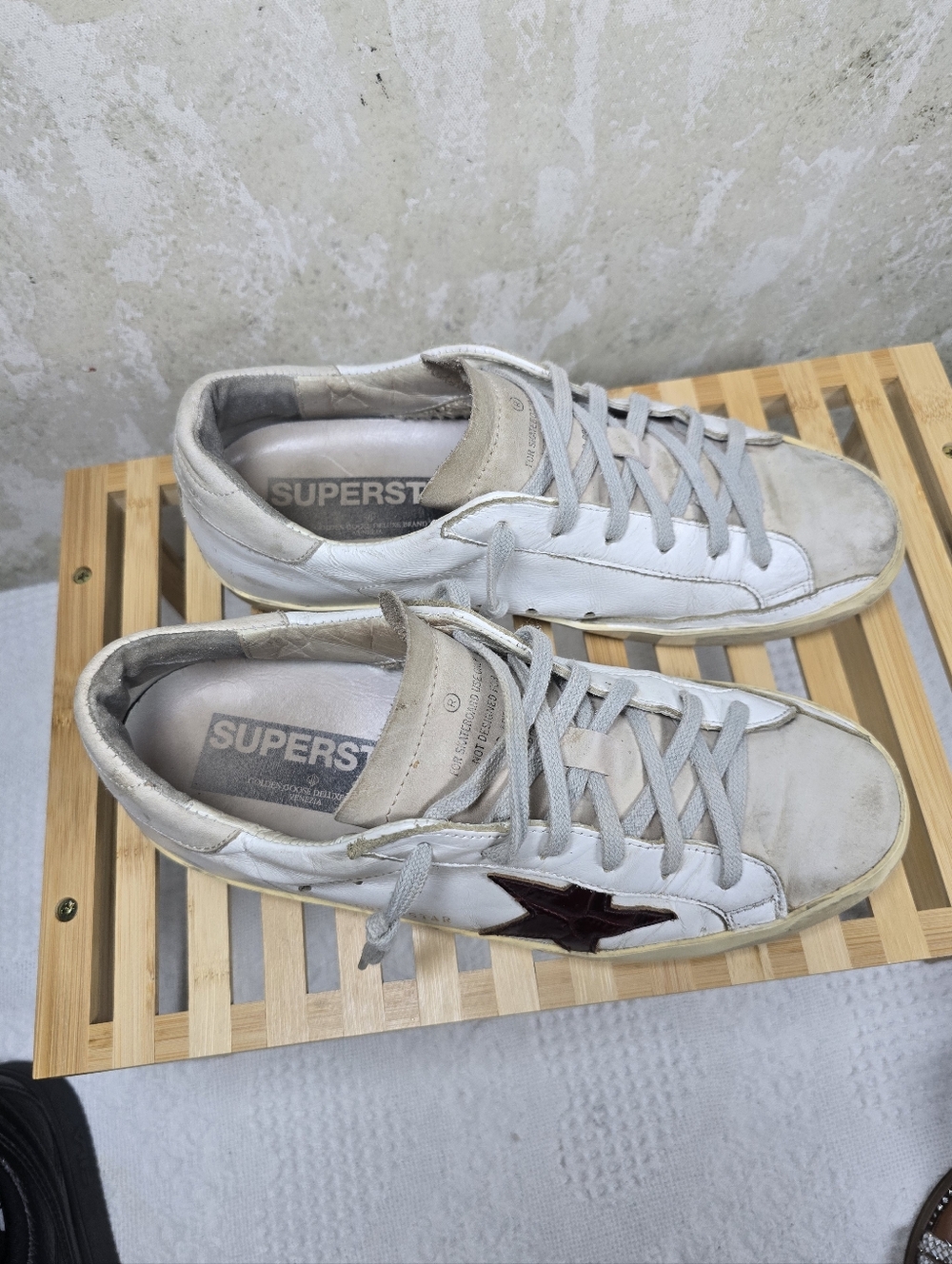 Golden Goose White Sneakers with Gray Suede and Burgundy Star Size 40 - Picture 7 of 15